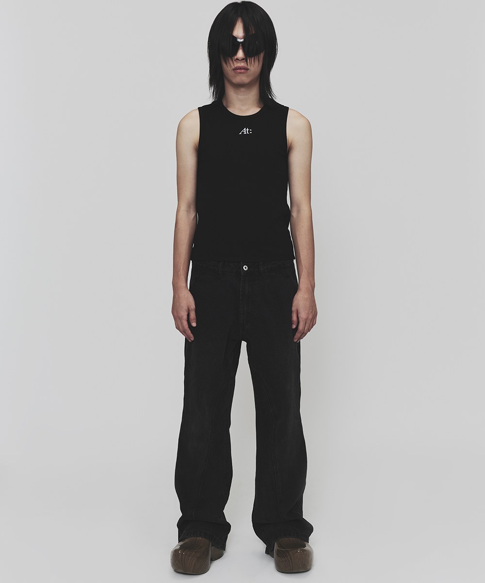 水洗修身丹寧褲 Washed Flared Denim Pants