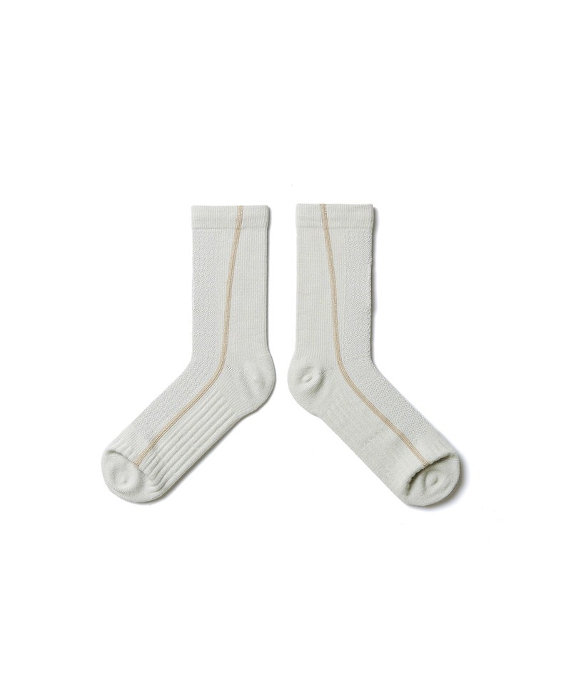 NZQ2951-232 Flat-sew midcalf socks 中高筒休閒襪